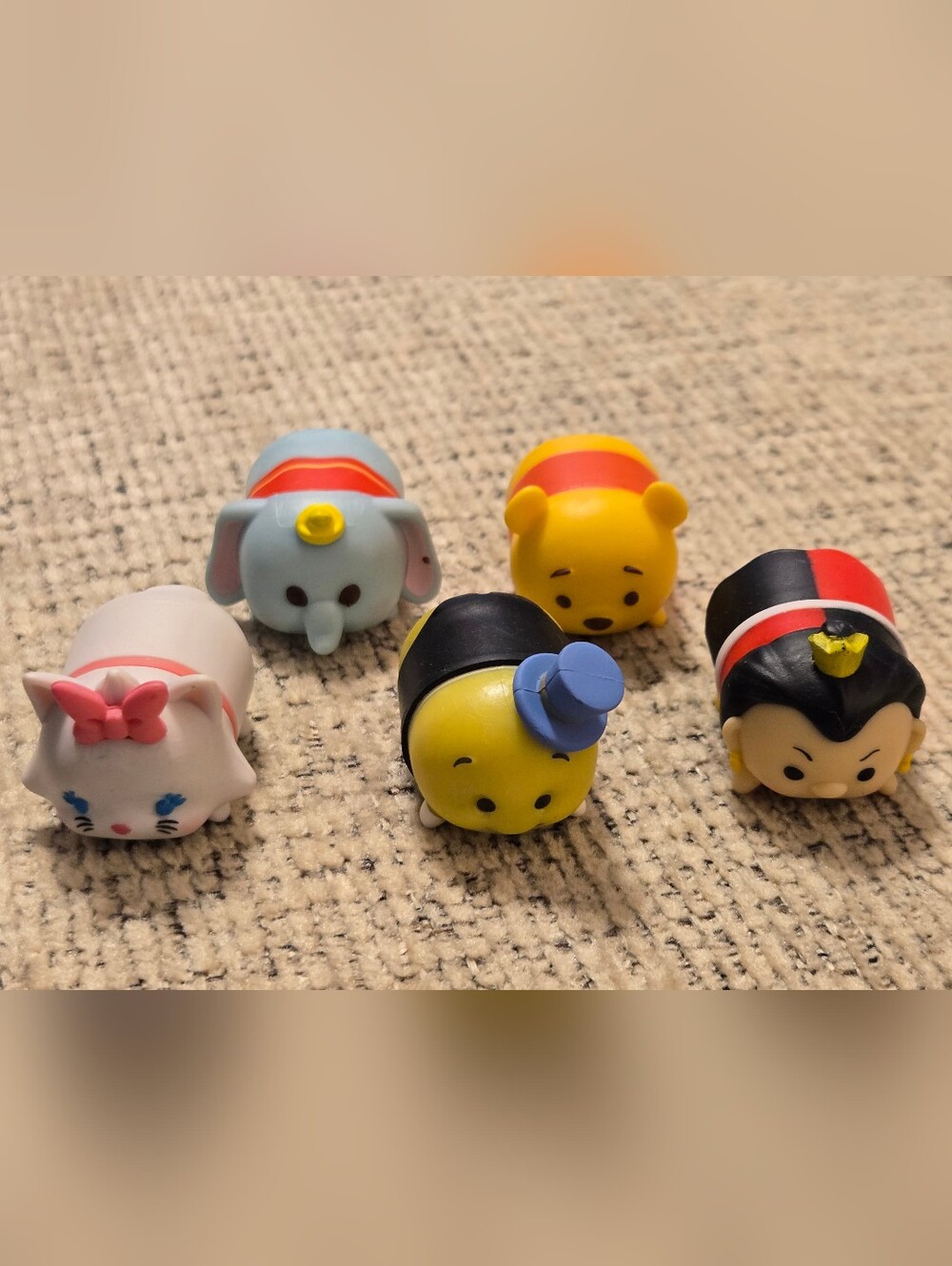 Disney Tsum Tsum Mini Vinyl Figures Bundle Pooh Dumbo Aristocats Queen Of Hearts